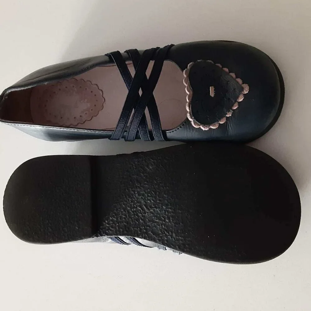 Jacadi kids shoes - blue leather size 28 -  pink trim  heart detail